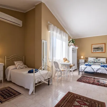 Elegante Lu' Centro Citta A 10 Minuti Dal Mare 빌라 *