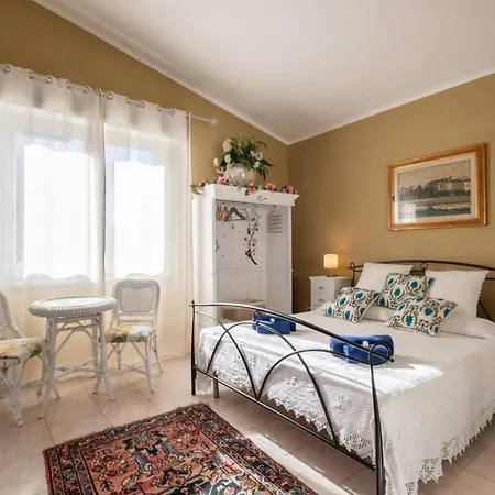 Villa Elegante Lu' Centro A 10 Minuti Dal Mare *